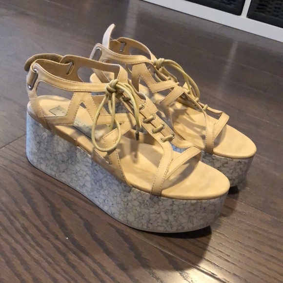 Stella McCartney star cut out platform sandal - Picture 10 of 13